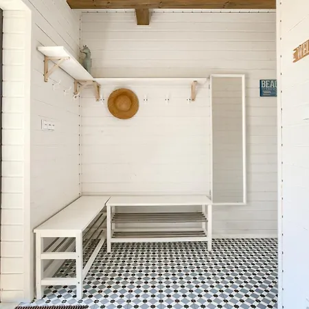 Dom Cayetano, Sun & Snow Zastan